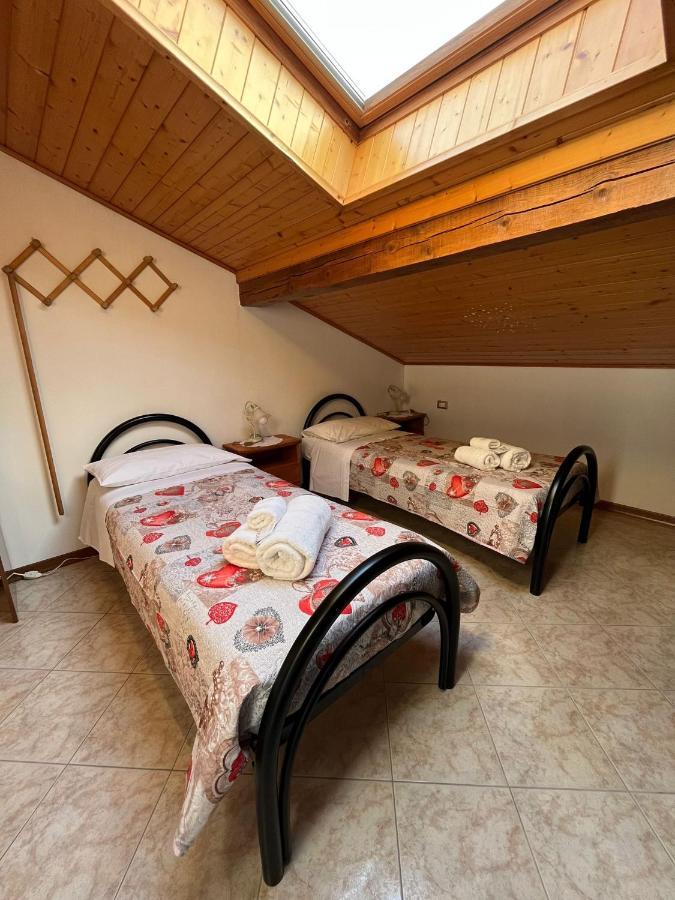 Locazione Turistica Casa Cittadella Hotel Arten Exterior foto
